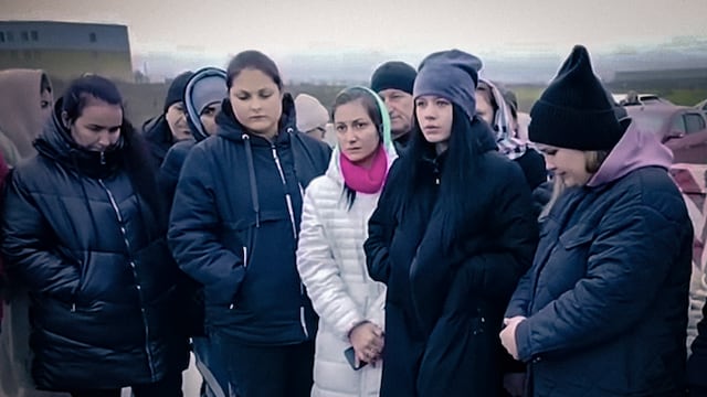 Rusia soborna y desacredita en redes a mujeres de soldados para que dejen de protestar