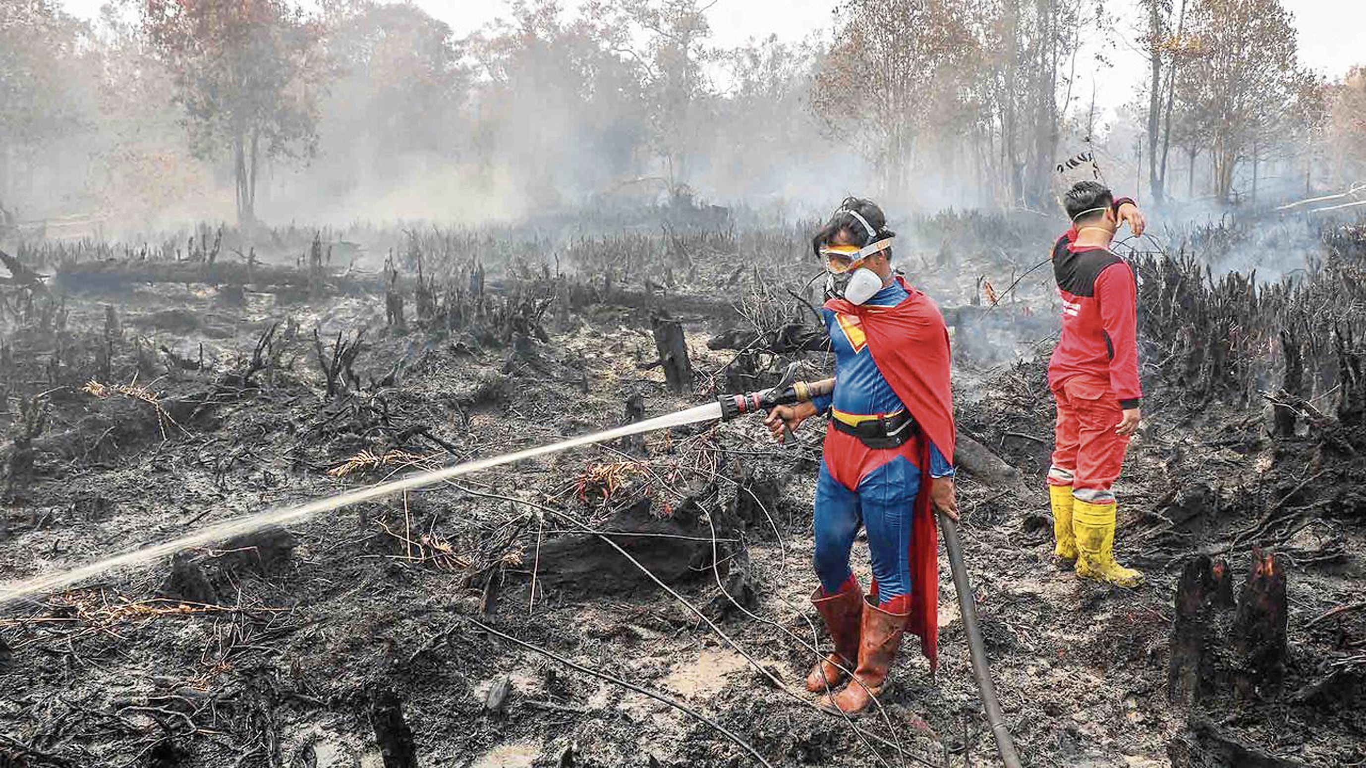 El indonesio de 17 años, Rudiyansah, es visto como un héroe real, de carne y hueso.