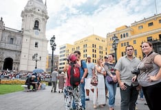 Turistas toman centro de Lima y aprovechan solcito para recorrer calles y plazas