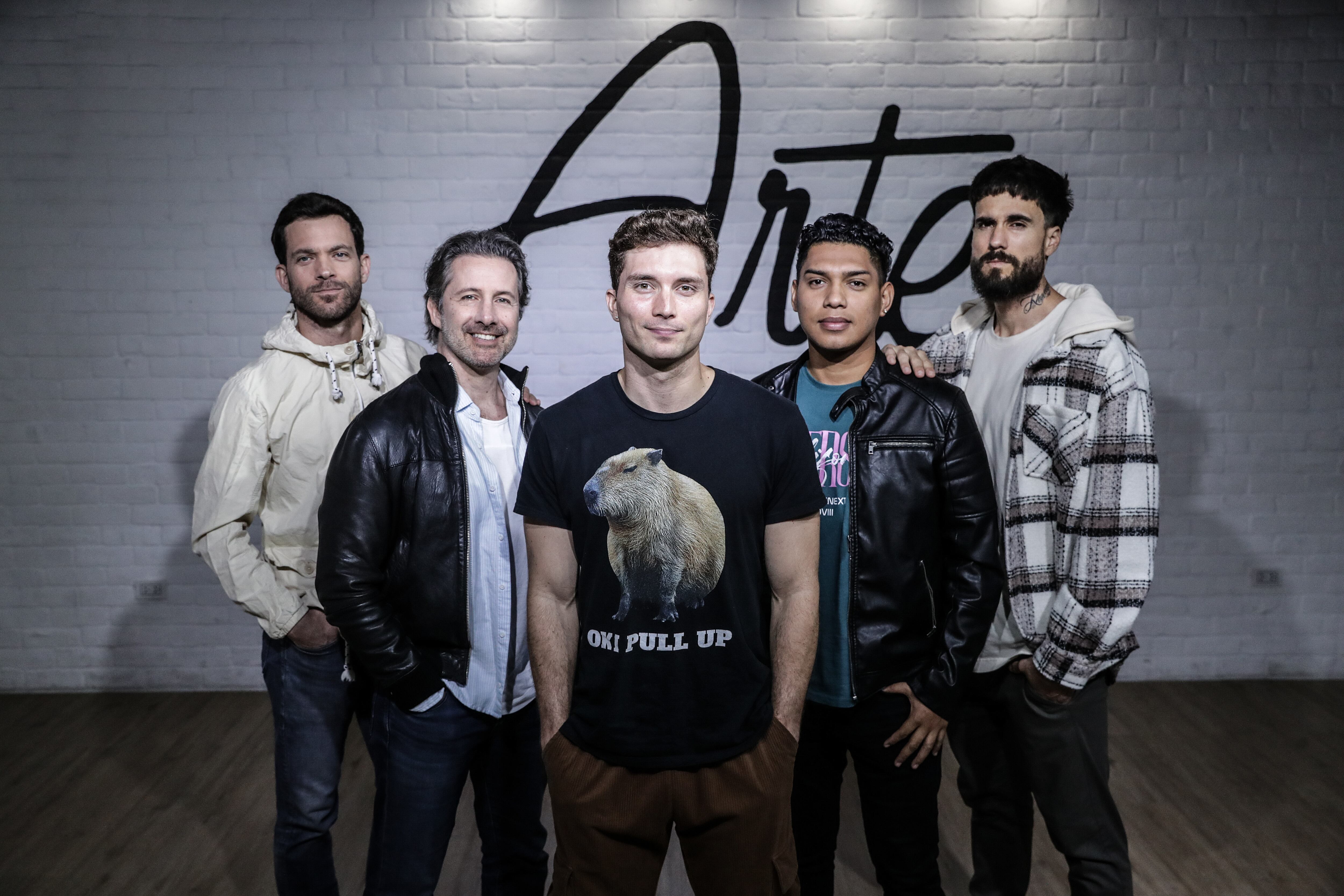 Protagonistas de "Hombres a la plancha". (Foto: Alessandro Currarino)
(Marco Zunino, Yaco Eskenazi, Juan carlos Rey de Castro, Stéfano Meier, Thony Valencia y Gino Asseret
FOTOS: ALESSANDRO CURRARINO / EL COMERCIO