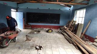 Intensa lluvia raja piso y paredes de colegio en Áncash | FOTOS 