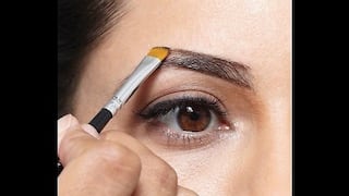 ​Consigue las cejas perfectas con este rápido tutorial de maquillaje (VIDEO)
