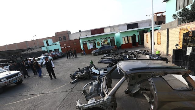 Hallan depósito de autos robados en Los Olivos