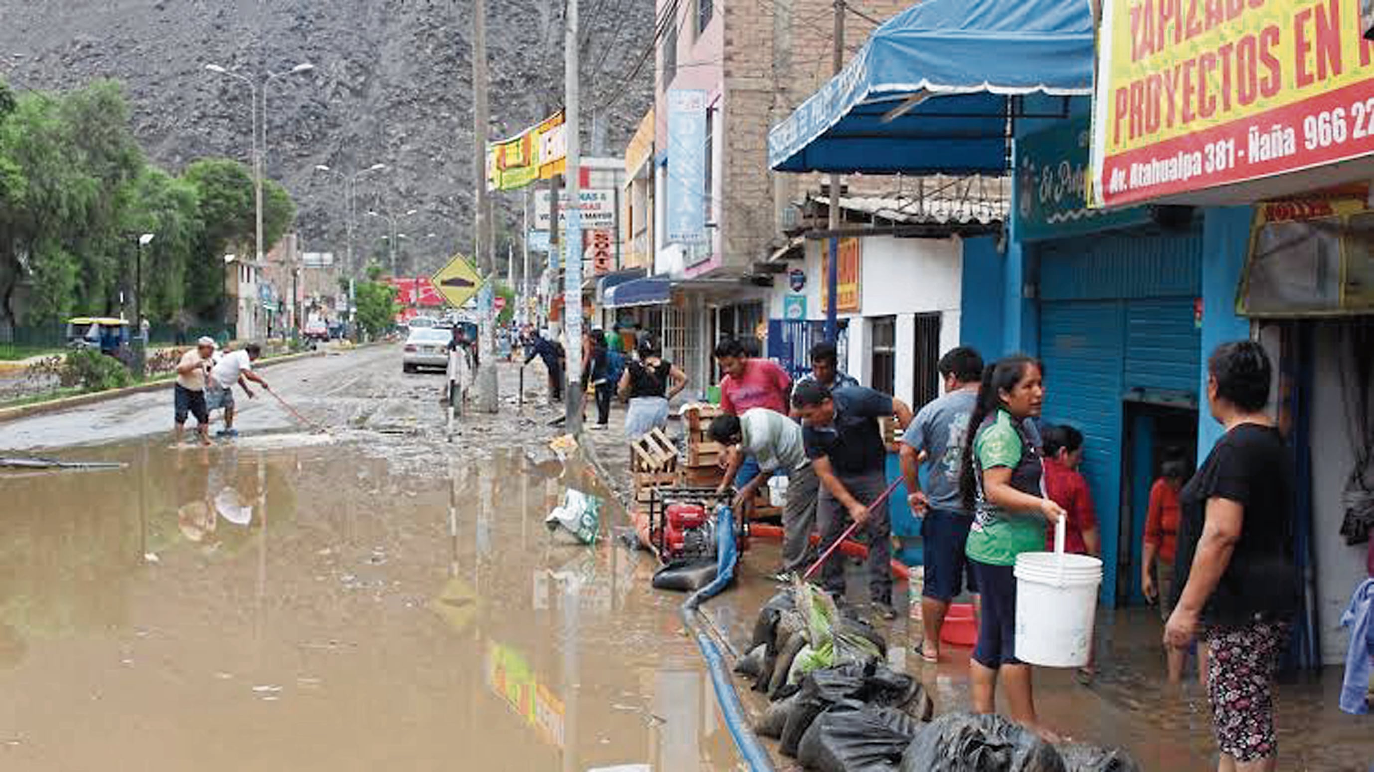 La costa, incluida Lima, soportarían intensas lluvias e inundaciones perjudiciales para las poblaciones.