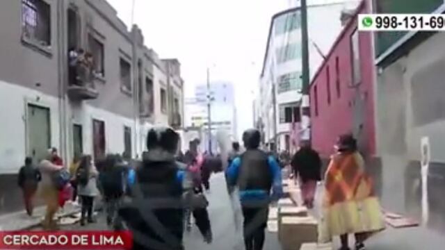 Cercado de Lima: retiran a ambulantes de los alrededores de Mesa Redonda | VIDEO