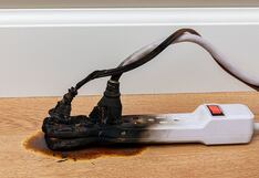 Protectores de sobretensión: ¿Qué son y por qué tu computadora los necesita?