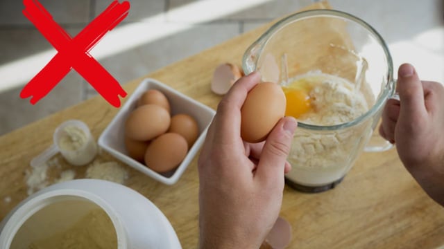 Comer para vivir: ¿Por qué evitar el huevo crudo en licuados?