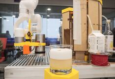 Cócteles del futuro: Robot barman peruano redefine la experiencia del pisco sour