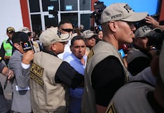 Elecciones Generales 2026: El cómico Carlos Álvarez es el primer candidato en emitir su voto