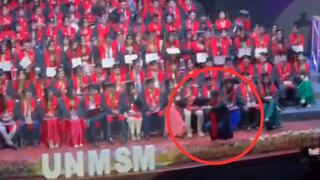 Estudiante saca los ‘pasos prohibidos’ en plena ceremonia de graduación y es ovacionado en redes