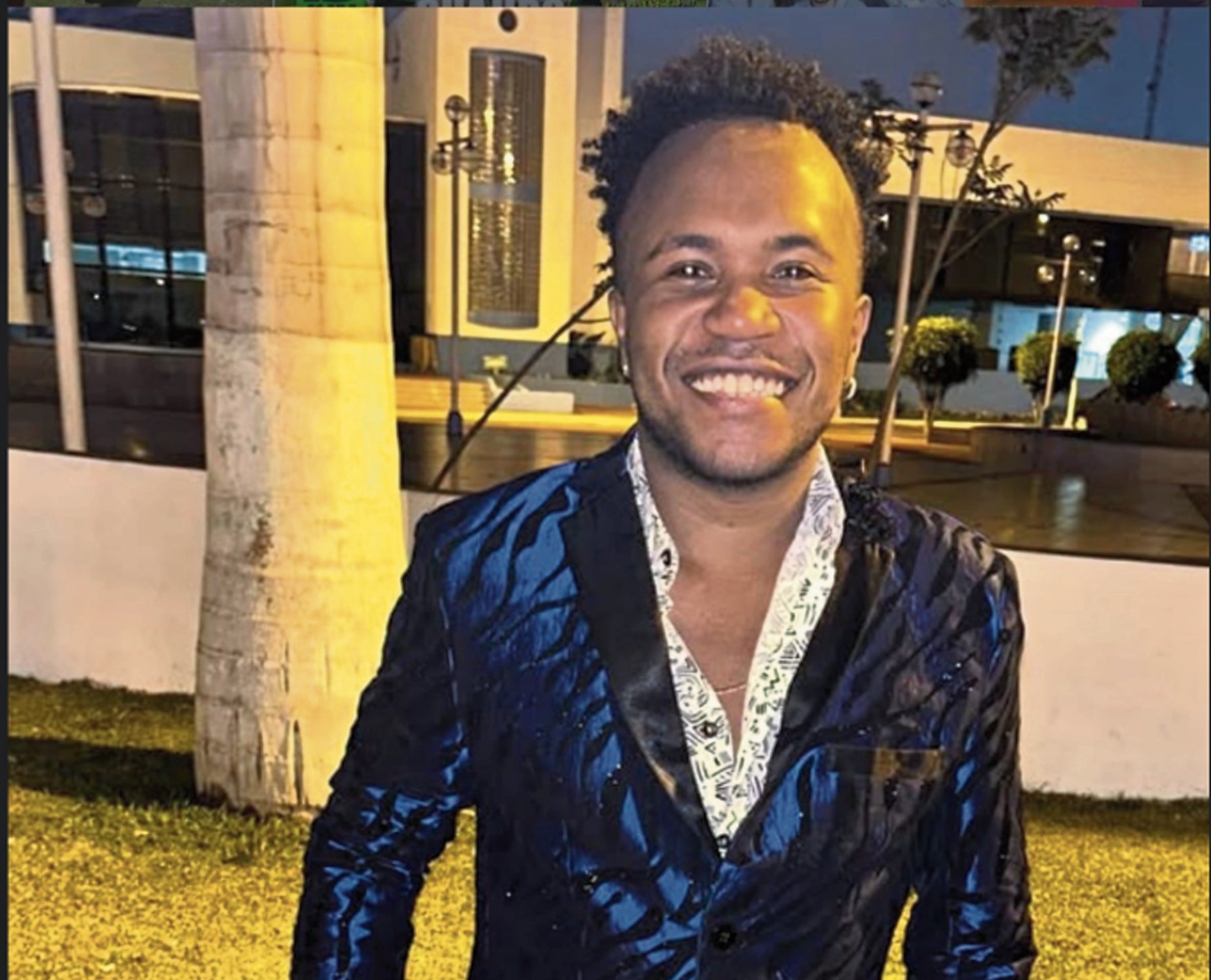 El animador y bailarín Luis Romario Cartagena Zapata tenía vínculo con la agrupación Guajiro y El Sello de Primera, de música tropical, salsa y timba cubana.