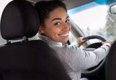 Cada vez son más las mujeres que laboran como taxistas