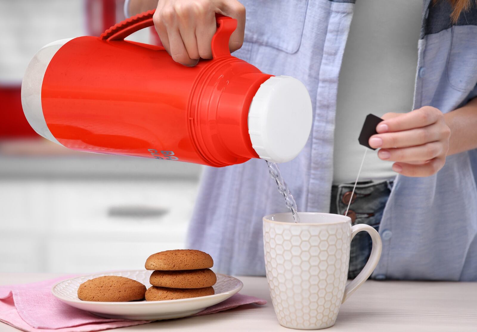 El aire al interior del termo puede reducir la temperatura de la bebida más rápidamente. Foto: Difusión.