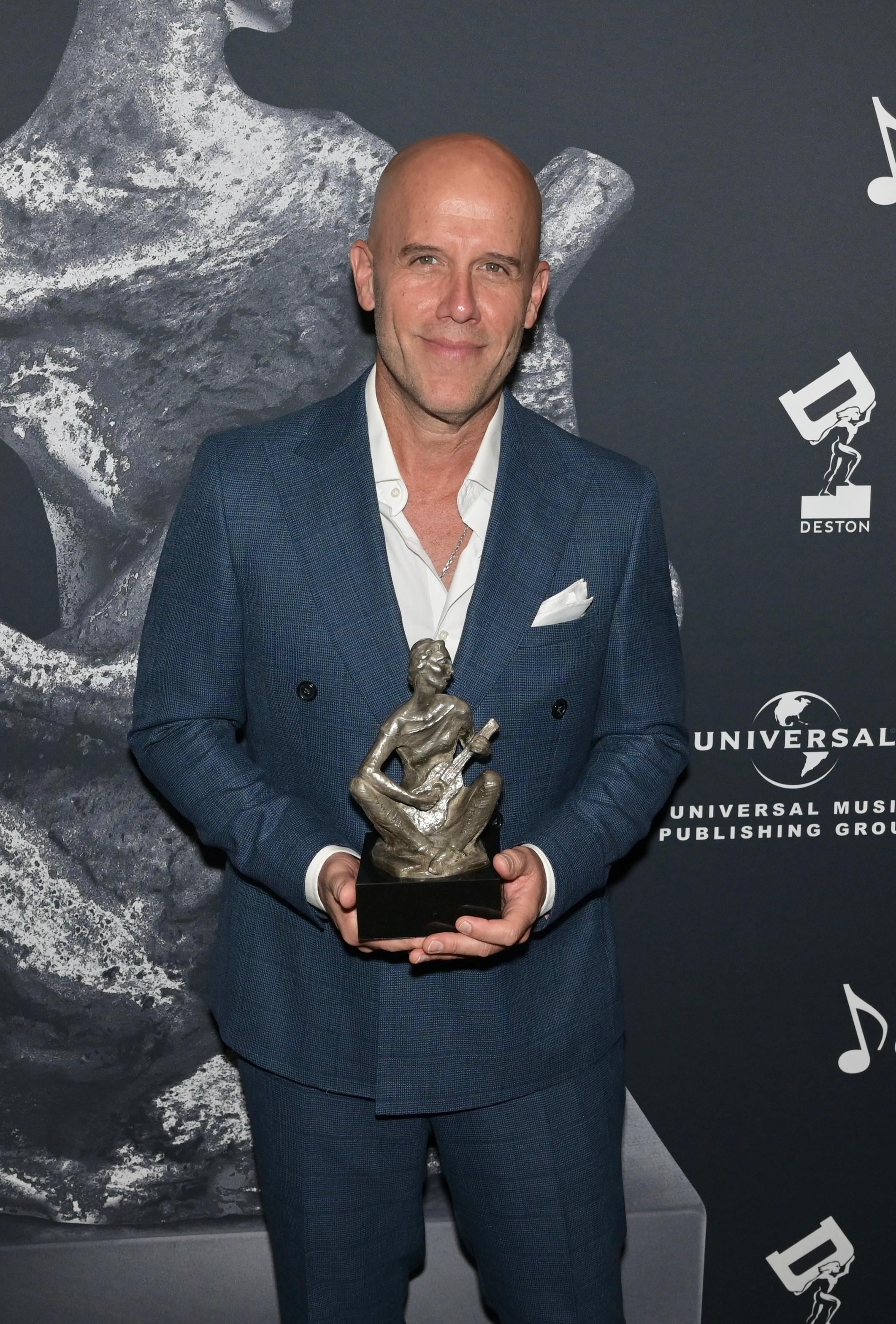 Gian Marco ingresó al Latin Songwriters Hall of Fame, conocido en español como el Salón de la Fama de los Compositores Latinos. La distinción fue entregada ayer 14 de octubre durante los Premios La Musa 2026. Foto: Difusión.