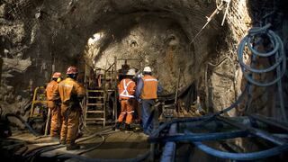 Chile: Trabajan contra el tiempo para rescatar a mineros atrapados en mina