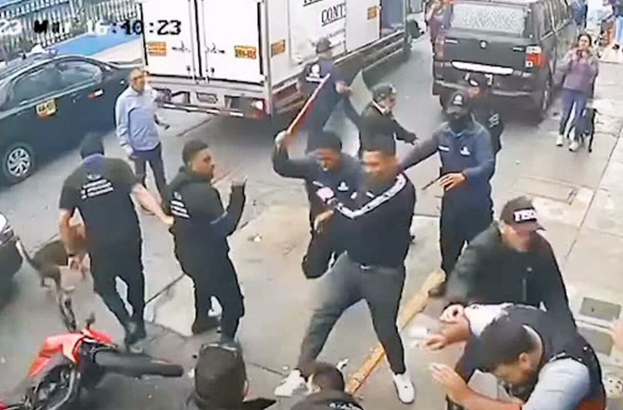 A través de un comunicado, la comuna condenó las acciones de los trabajadores ediles y aseguró que los diez fiscalizadores que participaron en la irregular intervención han sido retirados de sus cargos.