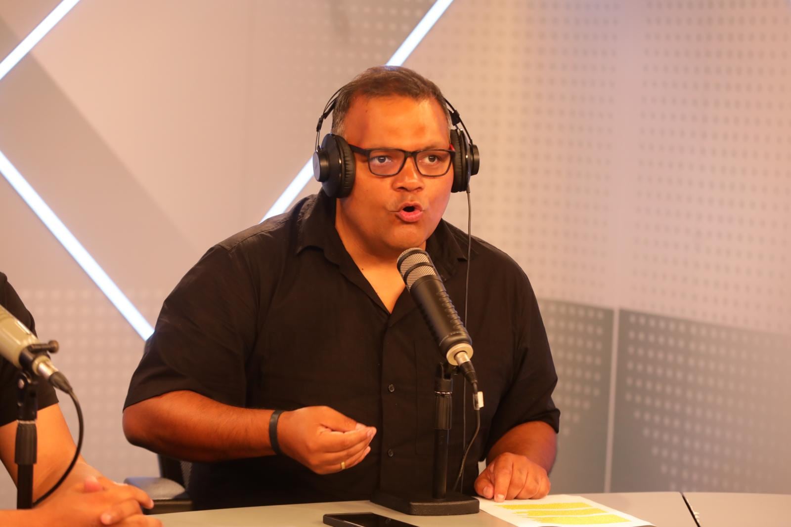 Su familia comprende su complicado horario de trabajo. FOTO: Violeta Ayasta / GEC