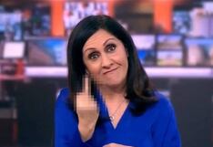 Presentadora de la BBC causa polémica por mostrar accidentalmente el dedo medio levantado ante cámaras