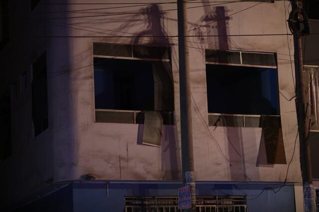 Lima, Lunes 20 de mayo del 2024. Un fallecido y al menos 20 heridos ha dejado la deflagración por fuga de gas glp en un grifo ubicado en el distrito de Villa María del Triunfo. Fotos: Anthony Niño de Guzman