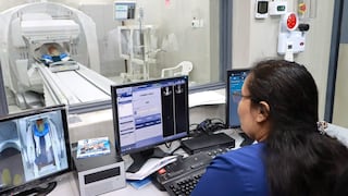 IPEN entrega equipos especializados a hospitales de EsSalud para controlar la calidad de estudios de medicina nuclear