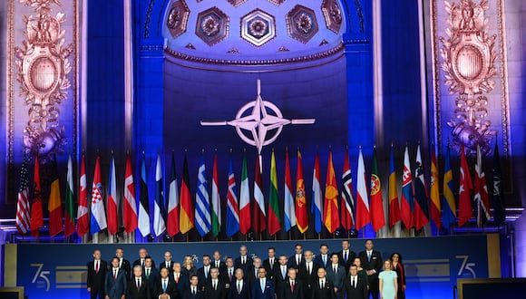La OTAN se planta ante Rusia, país que viola las normas internacionales.