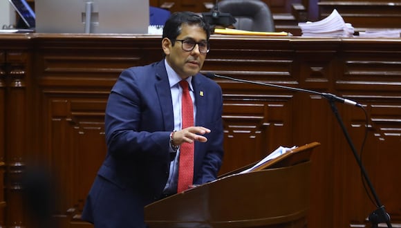 Ministro Julio Demartini respondió pliego interpelatorio ante Congreso sobre Qali Warma. (Foto: Congreso)