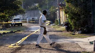 México: policía halla 6 cabezas humanas sobre un vehículo estacionado