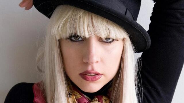Lady Gaga admite que de niña se sintió como una 'freak'