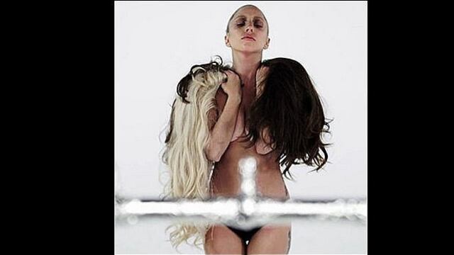 Instagram: Lady Gaga se revela calva y semidesnuda