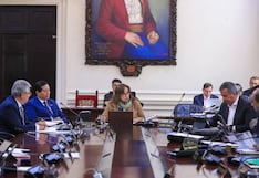 Dina Boluarte se fija sueldazo a S/35,568 y ¿tendrá esa tremenda gratificación?