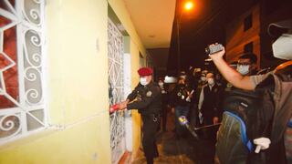 Acusan a comandante PNP y otros 22 policías de presunta extorsión a comerciantes de Gamarra y Cercado de Lima | VIDEO