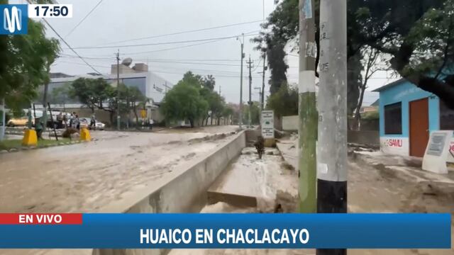 Huaico en Chaclacayo viene causando destrozos en dirección a Chosica