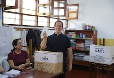 Francis Allison emite su voto y asegura que de ganar se reunirá con otros candidatos