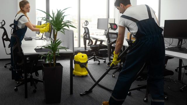 Trabajo de calidad: 3 beneficios de una limpieza integral los centros laborales