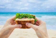 Comer para vivir: Alimentos recomendados para un día de playa