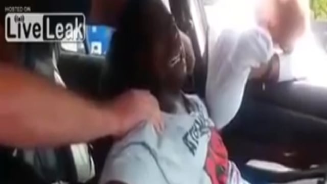​Youtube: Ladrón es atrapado por civiles y se pone a llorar desconsoladamente