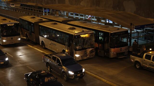 Miraflores: choque de dos buses del Metropolitano dejó al menos 18 heridos