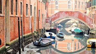 Los canales de Venecia se secan por ausencia de lluvias y la marea baja continuará por más días