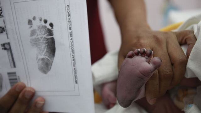 Cigüeña se aleja más de peruanos: ¿Cuántos nacimientos se registraron en 2023?