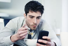Comer para vivir: Comer distraído puede hacer que comas más