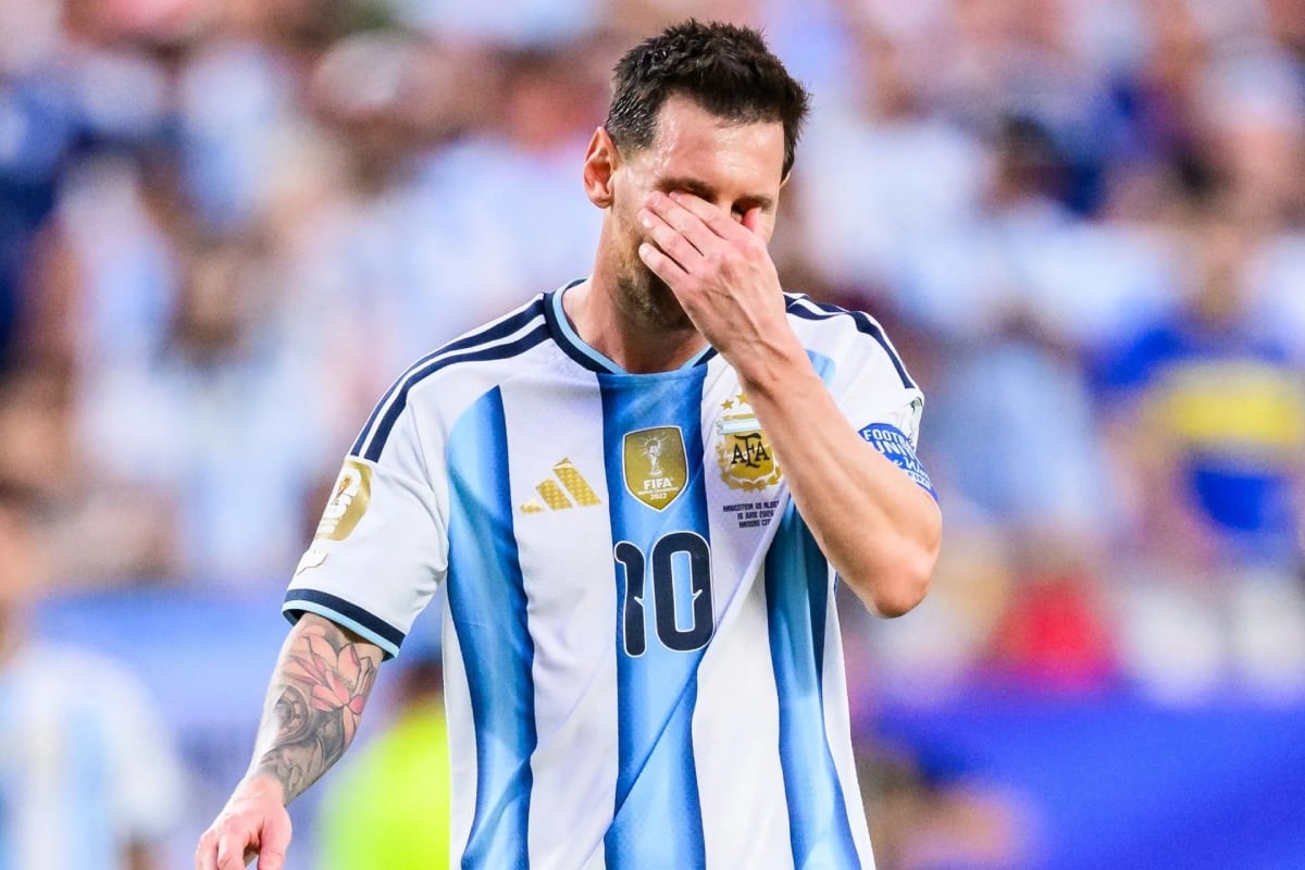 Messi explicó alguna vez que busca transmitirles a sus hijos los mismos valores que recibió durante su infancia. “Soy como soy por lo que aprendí en mi casa y de mi viejo”, afirmó. Una frase que resume la influencia de Jorge mucho más allá de su papel como representante.
