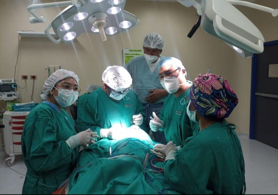Personal especializado realizó intervención quirúrgica con éxito. Foto/Difusión.