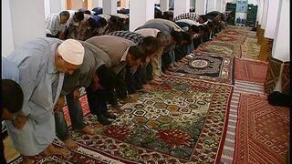 ​Imán busca convencer a musulmanes de que donar órganos está en el Corán
