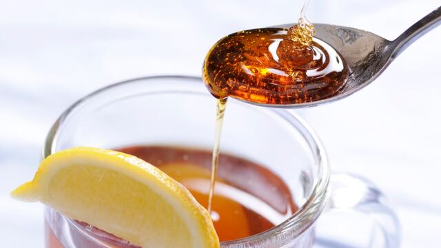 Comer para vivir: ¿Por qué no se recomienda la miel a menores de 3 años?