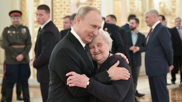 “Madre secreta” de Putin muere en la pobreza y negada por el presidente de Rusia