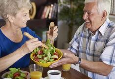 Comer para vivir: El impacto de las grasas en el adulto mayor