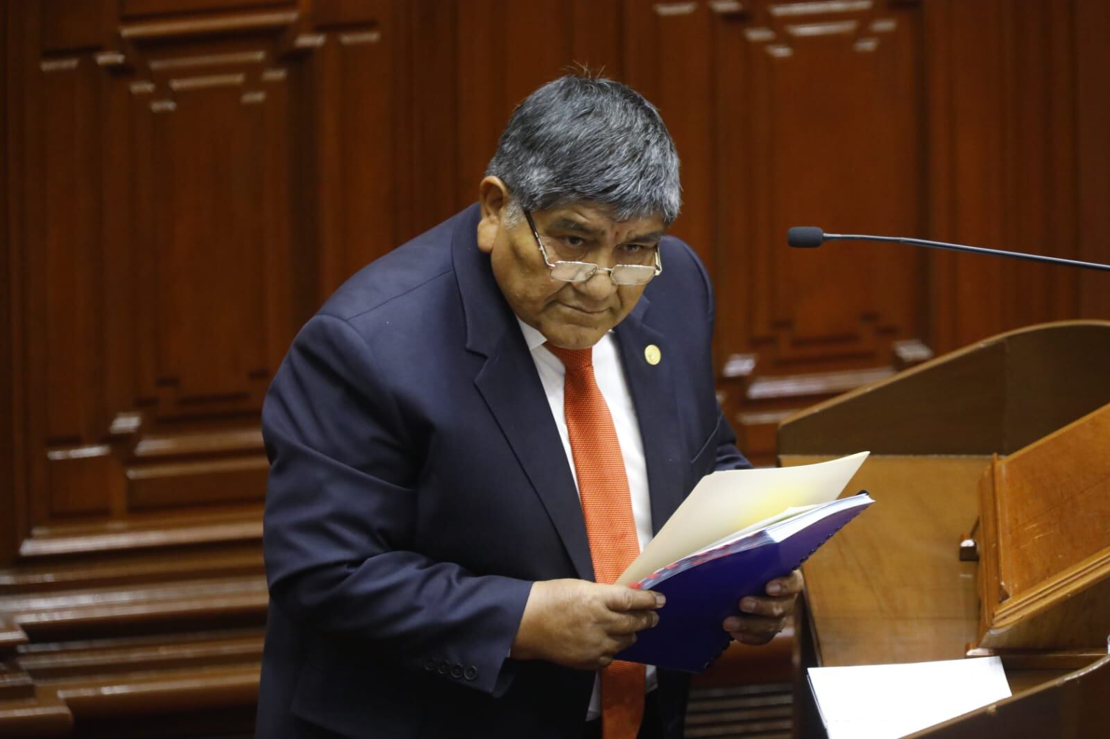 Lima 25 de marzo 2024 Interpelación del ministro de la cartera de Energía y Minas; Rómulo Mucho Mamani el cual hace su presentación y abre el debate en el hemiciclo del Congreso de la República. Fotos: Julio Reaño/@photo.gec