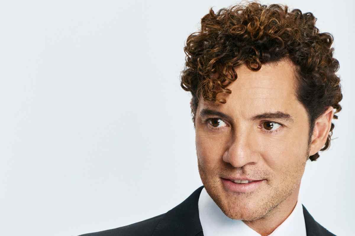 Se espera que una estética elegante y sofisticada marque el nuevo álbum de David Bisbal, "Eternos".