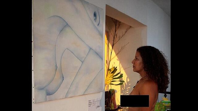 ​Colombia: Asistentes se desnudan en exposición de arte
