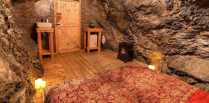 Una habitación del Deep Sleep Hotel, muy bajo tierra.